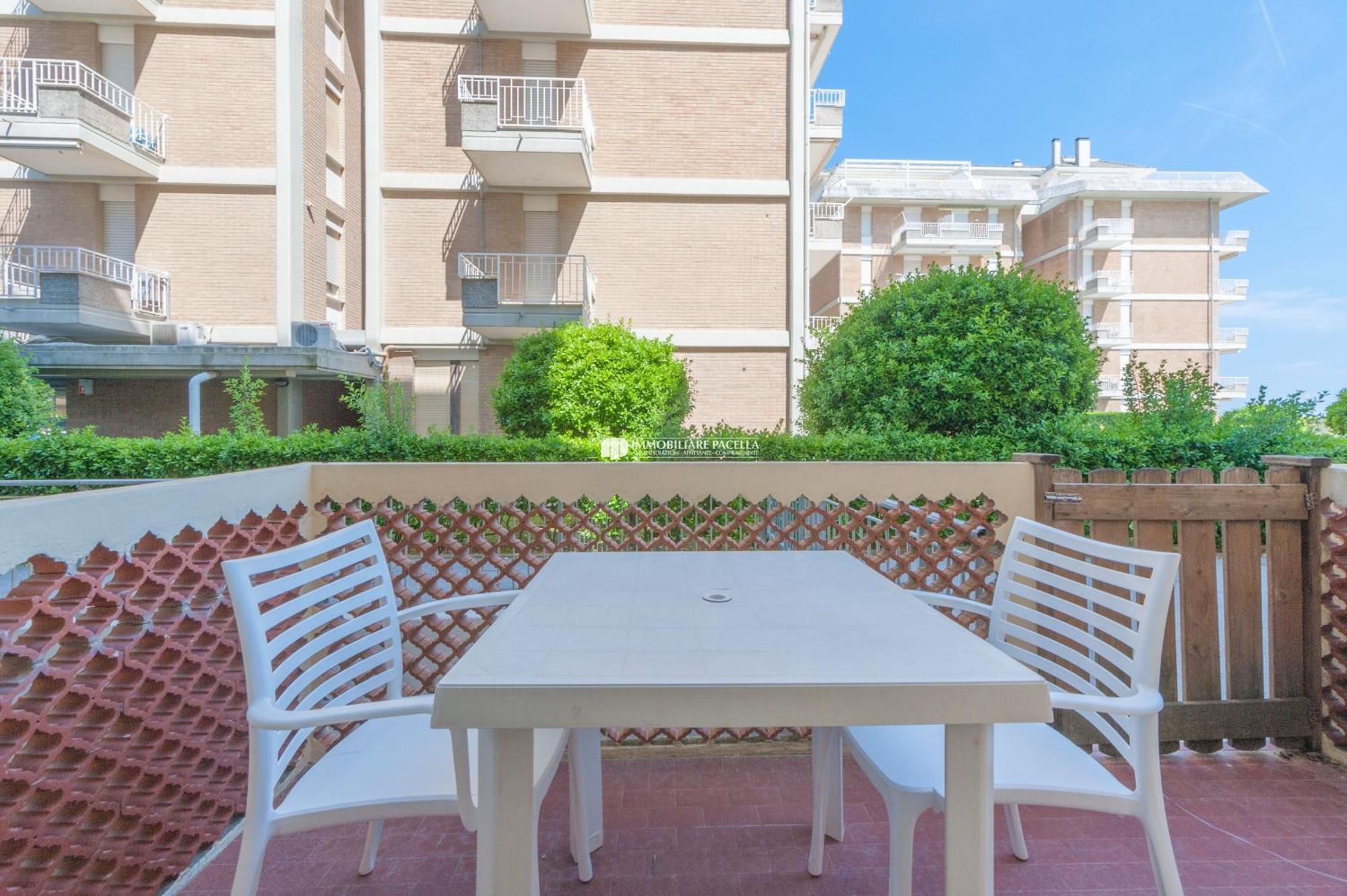 Residence Solmare Immobiliare Pacella Lido di Jesolo Exterior photo